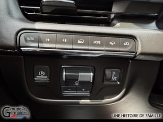 2024 Cadillac ESCALADE ESV À TI in St-Raymond, Quebec - 33 - w320h240px