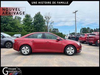 2013 Chevrolet Cruze in St-Raymond, Quebec - 2 - w320h240px