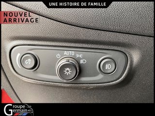 2018 Chevrolet Equinox Premier AWD in St-Raymond, Quebec - 14 - w320h240px