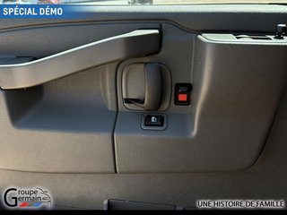 2024 Chevrolet Express Cargo 3500 in St-Raymond, Quebec - 11 - w320h240px