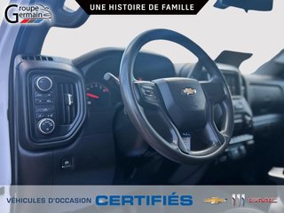 2021 Chevrolet Silverado 1500 à St-Raymond, Québec - 12 - w320h240px