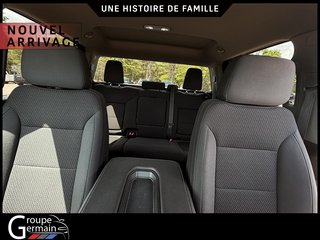 2021 Chevrolet Silverado 1500 in St-Raymond, Quebec - 12 - w320h240px