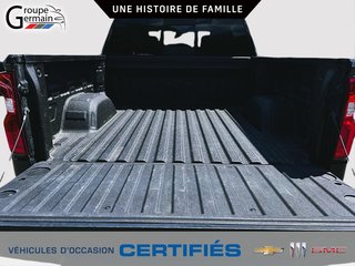 2022 Chevrolet Silverado 1500 à St-Raymond, Québec - 10 - w320h240px