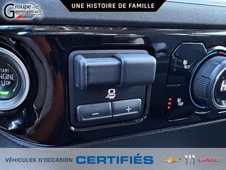 2022 Chevrolet Silverado 1500 in St-Raymond, Quebec - 32 - w320h240px