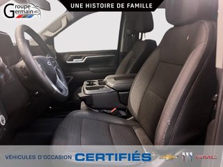 2023 Chevrolet Silverado 1500 à St-Raymond, Québec - 9 - w320h240px