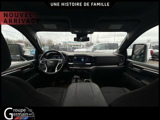 2023 Chevrolet Silverado 1500 à St-Raymond, Québec - 14 - w320h240px