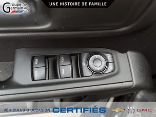 2024 Chevrolet Silverado 1500 in St-Raymond, Quebec - 27 - w320h240px