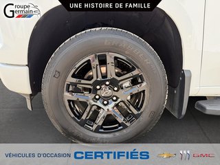 2024 Chevrolet Silverado 1500 à St-Raymond, Québec - 12 - w320h240px