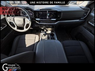 2025 Chevrolet Silverado 1500 à St-Raymond, Québec - 12 - w320h240px