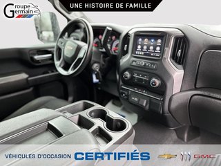 2022 Chevrolet Silverado 2500 in St-Raymond, Quebec - 52 - w320h240px