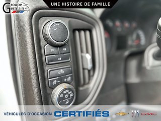 2022 Chevrolet Silverado 2500 in St-Raymond, Quebec - 44 - w320h240px
