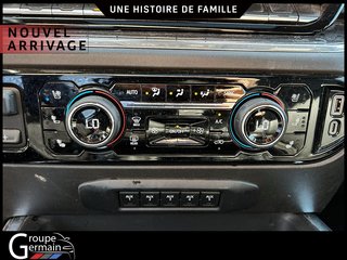 2024 Chevrolet Silverado 2500 à St-Raymond, Québec - 17 - w320h240px