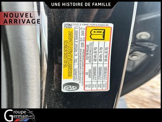 2024 Chevrolet Silverado 2500 à St-Raymond, Québec - 12 - w320h240px