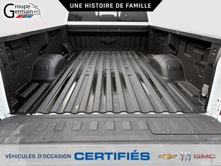 2024 Chevrolet Silverado 2500 à St-Raymond, Québec - 12 - w320h240px