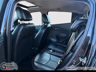 2016 Chevrolet SPARK à St-Raymond, Québec - 24 - w320h240px