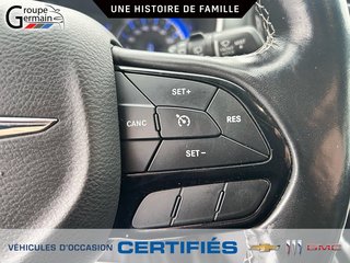 2019 Chrysler Pacifica in St-Raymond, Quebec - 16 - w320h240px