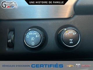 2020 GMC Yukon 4RM in St-Raymond, Quebec - 15 - w320h240px