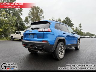 2020 Jeep CHEROKEE à St-Raymond, Québec - 4 - w320h240px