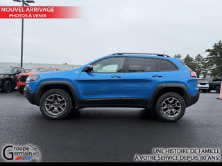 2020 Jeep CHEROKEE à St-Raymond, Québec - 8 - w320h240px