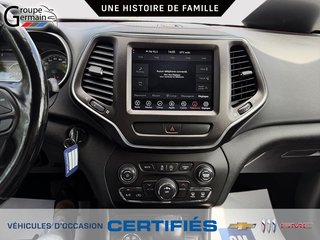2020 Jeep CHEROKEE in St-Raymond, Quebec - 27 - w320h240px
