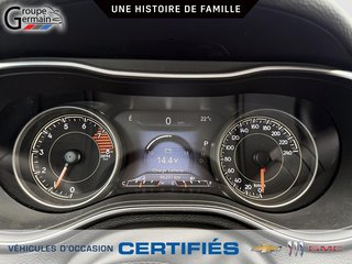 2020 Jeep CHEROKEE in St-Raymond, Quebec - 23 - w320h240px