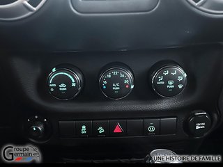 2012 Jeep Wrangler Unlimited à St-Raymond, Québec - 41 - w320h240px