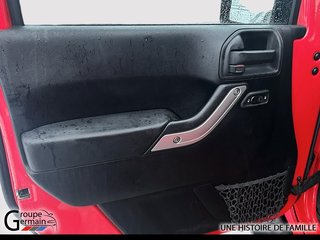 2012 Jeep Wrangler Unlimited à St-Raymond, Québec - 32 - w320h240px