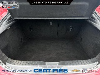 2023 Mazda 3 AWD à St-Raymond, Québec - 25 - w320h240px