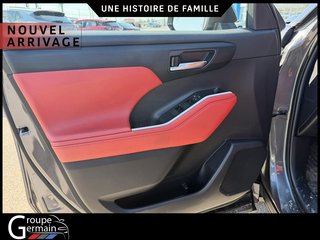 2021 Toyota HIGHLANDER in St-Raymond, Quebec - 15 - w320h240px
