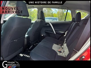 2016 Toyota RAV4 à St-Raymond, Québec - 16 - w320h240px