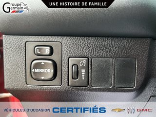 2016 Toyota RAV4 in St-Raymond, Quebec - 15 - w320h240px