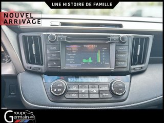 2016 Toyota RAV4 à St-Raymond, Québec - 11 - w320h240px