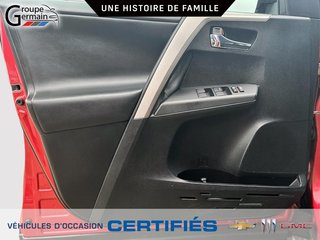 2016 Toyota RAV4 in St-Raymond, Quebec - 10 - w320h240px