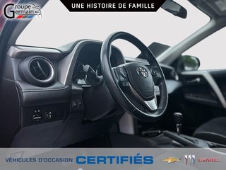 2016 Toyota RAV4 in St-Raymond, Quebec - 12 - w320h240px