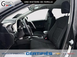 2017 Toyota RAV4 à St-Raymond, Québec - 11 - w320h240px