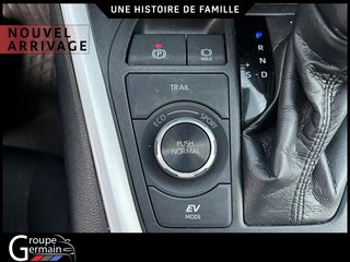 2020 Toyota RAV4 à St-Raymond, Québec - 15 - w320h240px