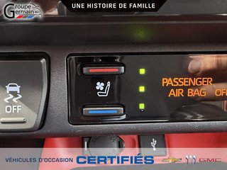 2020 Toyota RAV4 in St-Raymond, Quebec - 31 - w320h240px