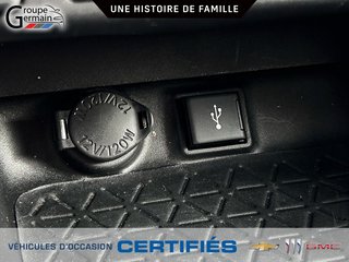 2021 Toyota RAV4 à St-Raymond, Québec - 28 - w320h240px