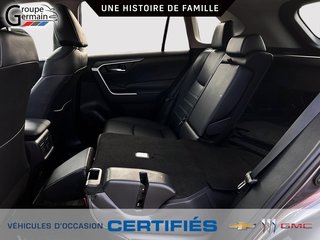 2021 Toyota RAV4 à St-Raymond, Québec - 16 - w320h240px