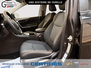 2022 Toyota RAV4 in St-Raymond, Quebec - 20 - w320h240px