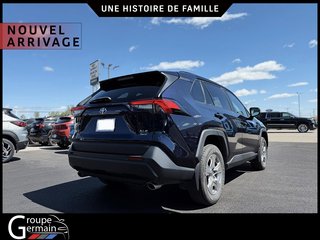 2022 Toyota RAV4 in St-Raymond, Quebec - 8 - w320h240px