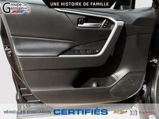 2024 Toyota RAV4 à St-Raymond, Québec - 16 - w320h240px