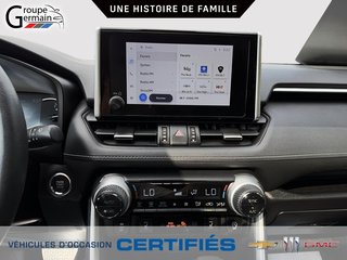 2024 Toyota RAV4 à St-Raymond, Québec - 25 - w320h240px