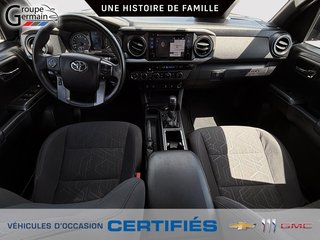 2017 Toyota TACOMA in St-Raymond, Quebec - 11 - w320h240px