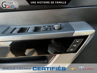 2022 Toyota Tundra in St-Raymond, Quebec - 11 - w320h240px