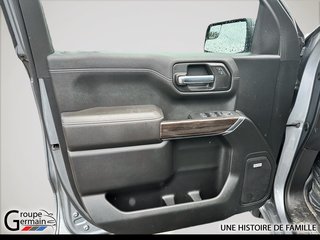 2021 Chevrolet Silverado 1500 à Donnacona, Québec - 9 - w320h240px