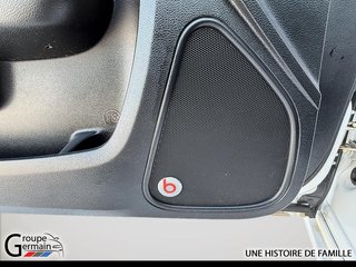 2015 Chrysler 300 à Donnacona, Québec - 21 - w320h240px