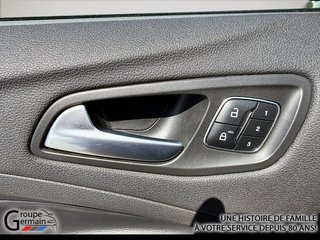2019 Ford Escape AWD à Donnacona, Québec - 11 - w320h240px