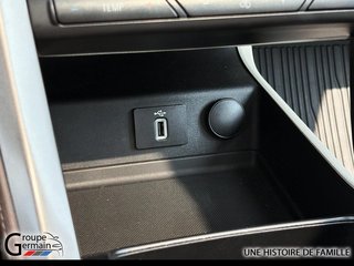 2017 Ford Fusion à Donnacona, Québec - 28 - w320h240px