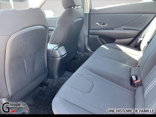 2023 Hyundai Elantra à Donnacona, Québec - 12 - w320h240px